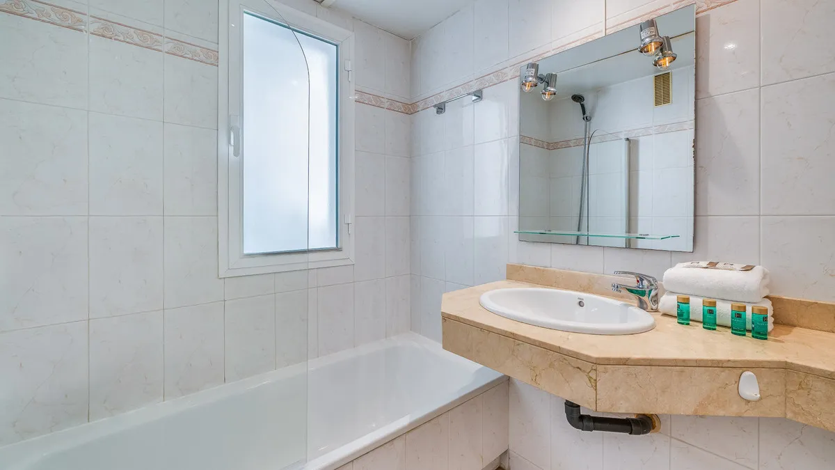 819e4e38-addf-4dab-8602-61368802cbe8