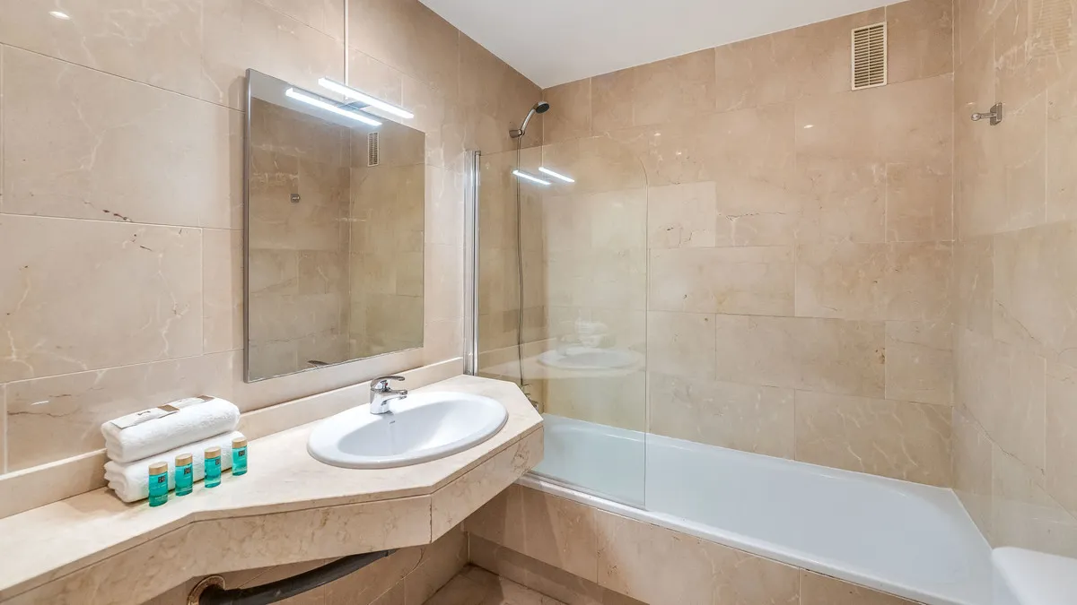 8594d49f-42be-4217-af74-9ee59b7f1355