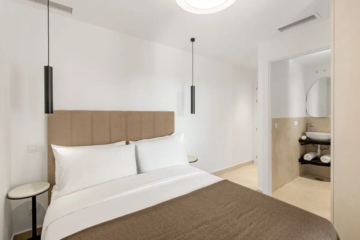 82b8ef57-dae8-46fe-95c2-2d57ddc8bf77