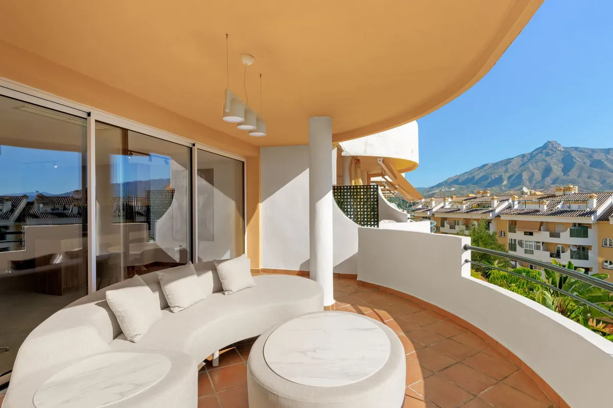 b64b12d6-bdae-4919-a485-ad4cb8fa7a6c