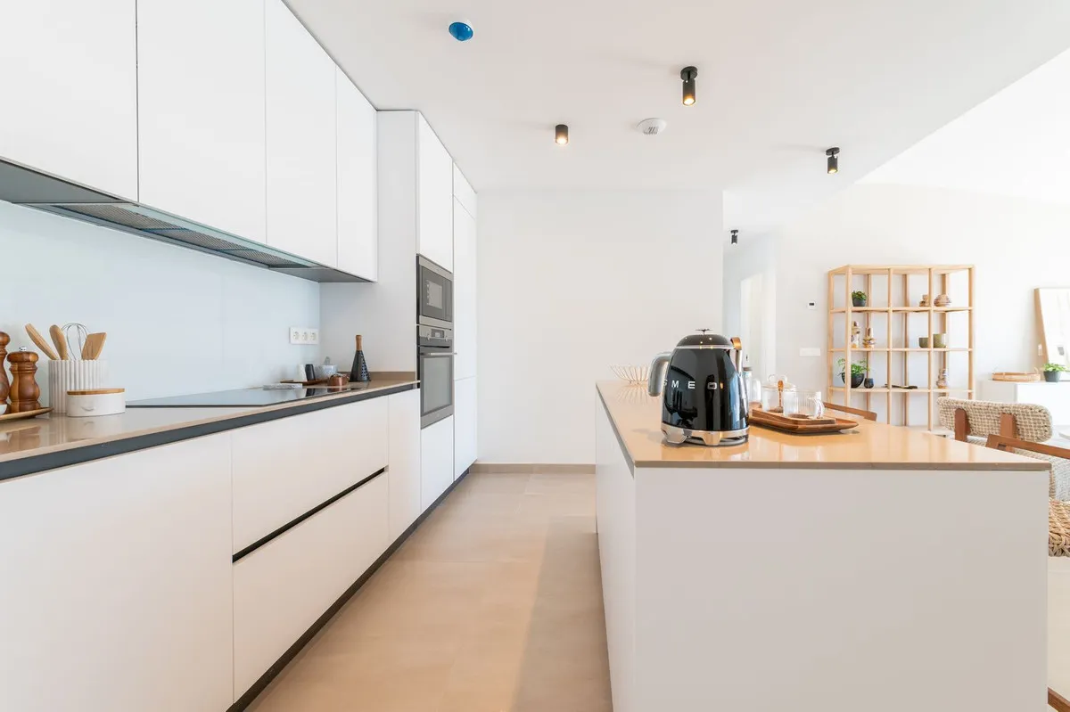 0974777f-3a17-4172-bf05-91a71b909087