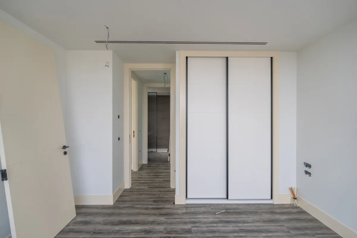 61b5ef08-d5fe-4c51-beeb-3c0d57444d4d