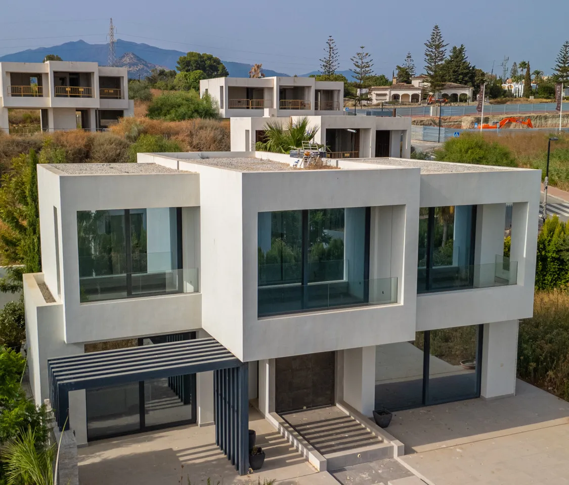 9b047a24-1a91-4253-8226-528e4fa641e9