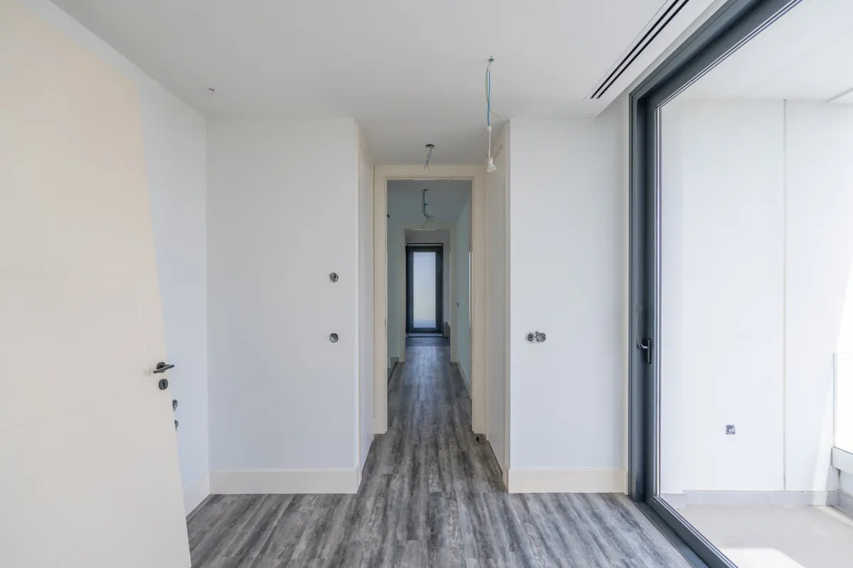 c0679f7b-7e38-4a0e-ae0d-f93a16596eb3