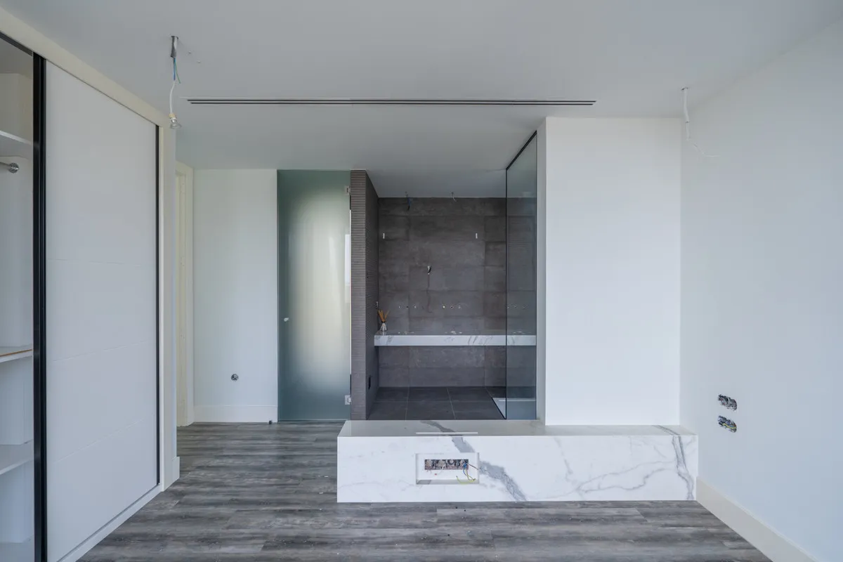 e21bfe09-36dc-407a-928c-acca3e46207f