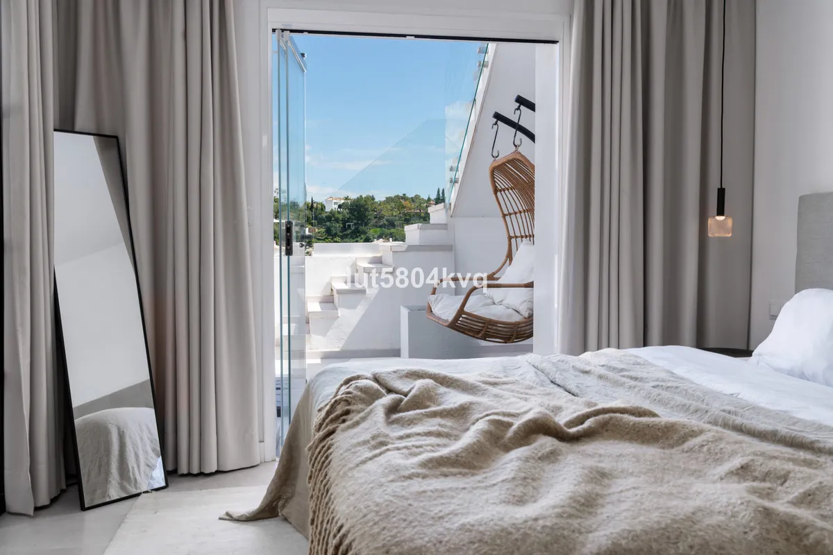 16e644d8-f898-4863-aa53-1a3e0305d318