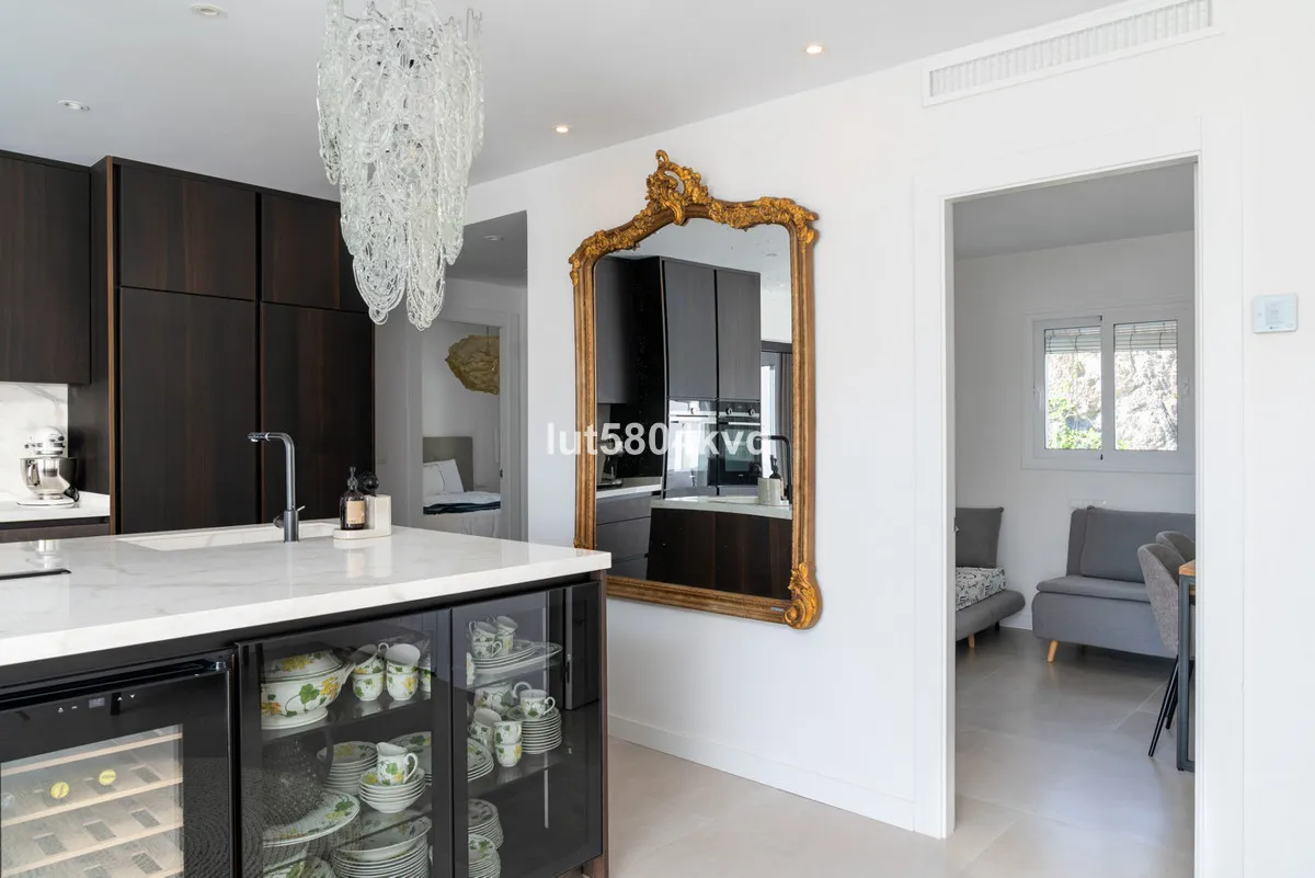 6691c9af-afbe-428a-b166-8184d831c332