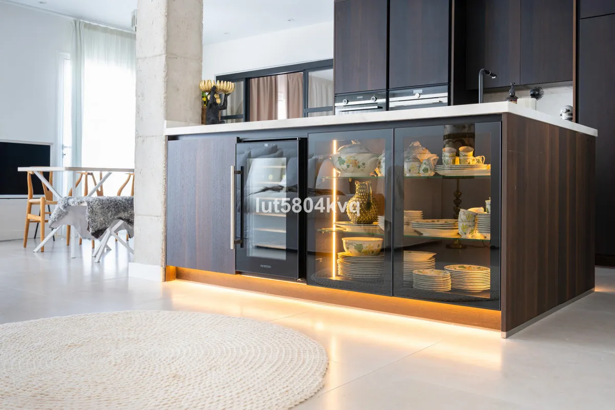 d38fd247-55e3-448e-9c95-3038c0664841