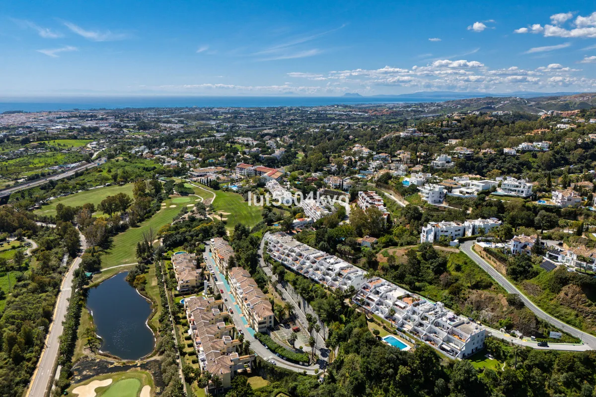 f72472b7-fd95-47f7-9d13-2cfd68013439