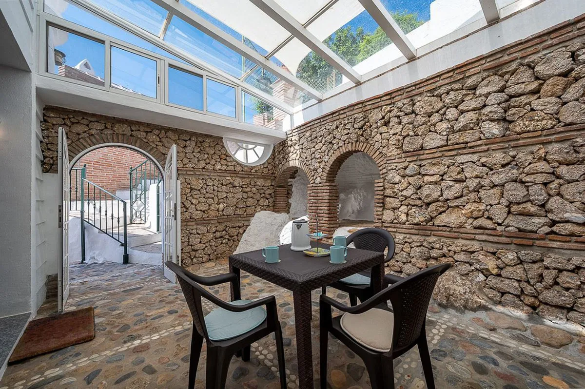 275d0def-bfb7-4d62-8055-3e4bf4d50d2c