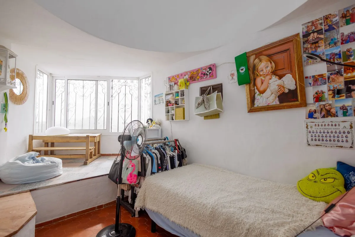 80a452dd-0c4b-4a11-86d3-a1bf5e871a7c