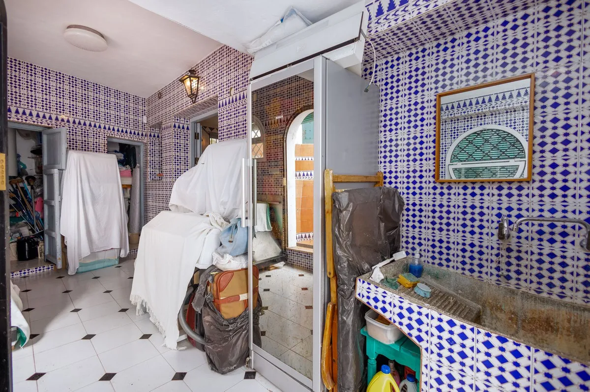 a8a1057e-5bb4-4a4b-8220-3c4bee2a7844