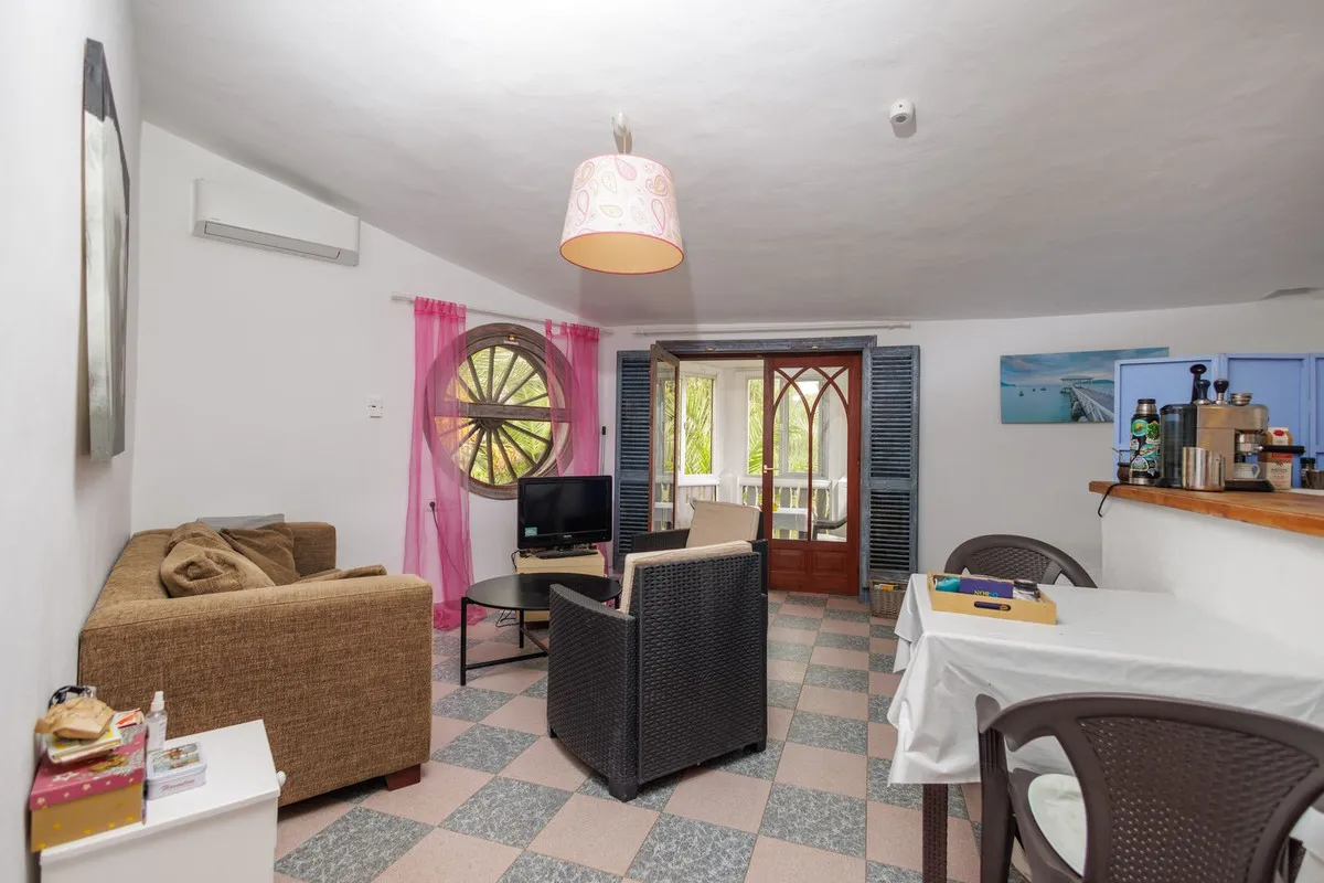 ac40149f-13d8-401b-b582-e5a0396b6c39