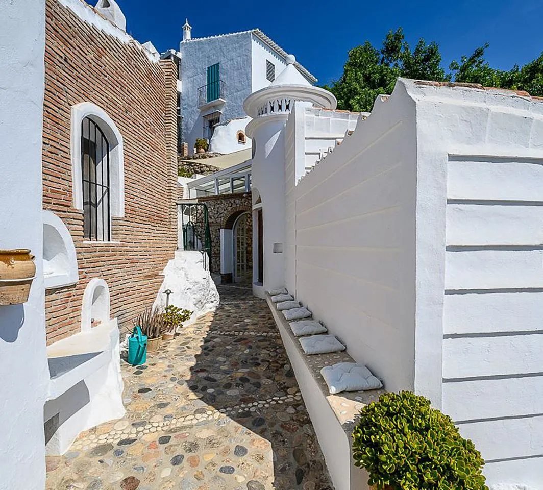 f9604ad3-be6f-4b7d-94cc-ec1be375532d