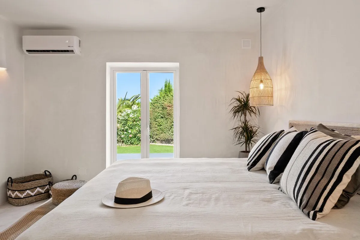 5162eec6-fbd4-427d-b03e-24faecd2d4c3