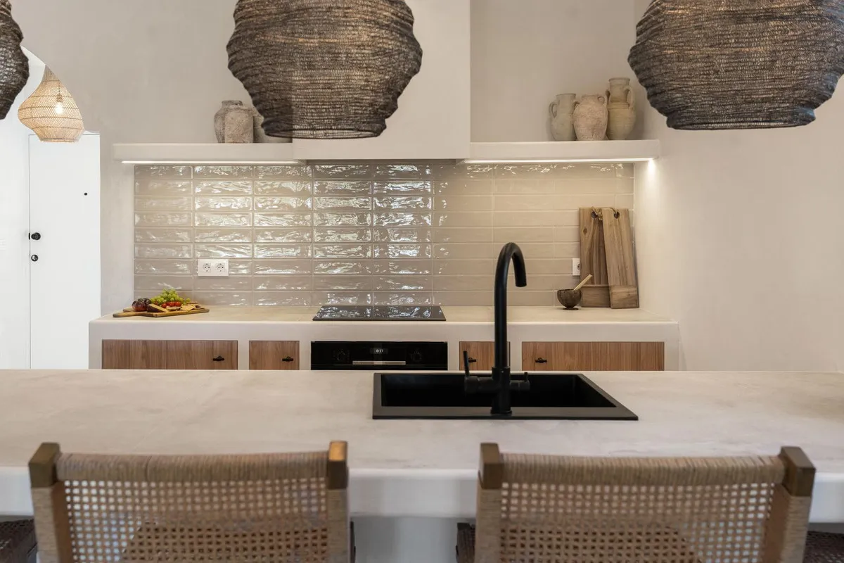 9eacddd5-3383-43ff-aba3-024597116701