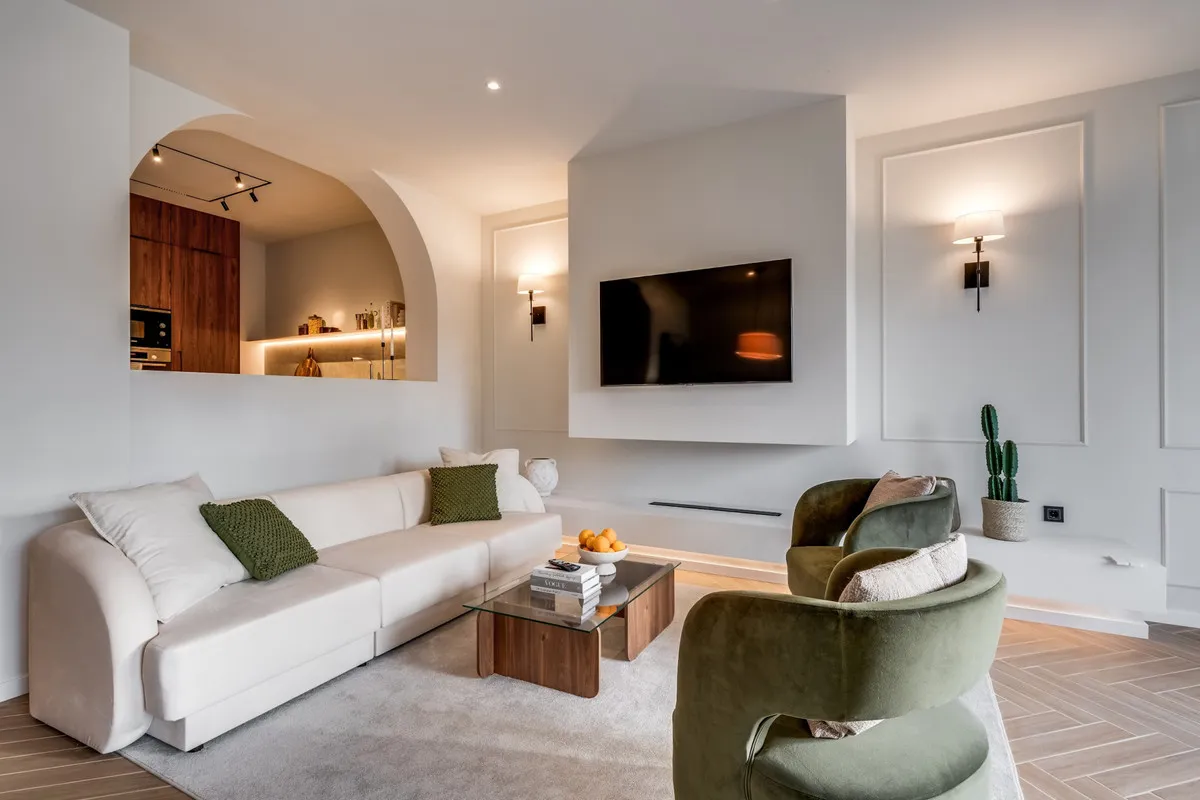 93589de8-7550-474d-93b5-44636b31fff0