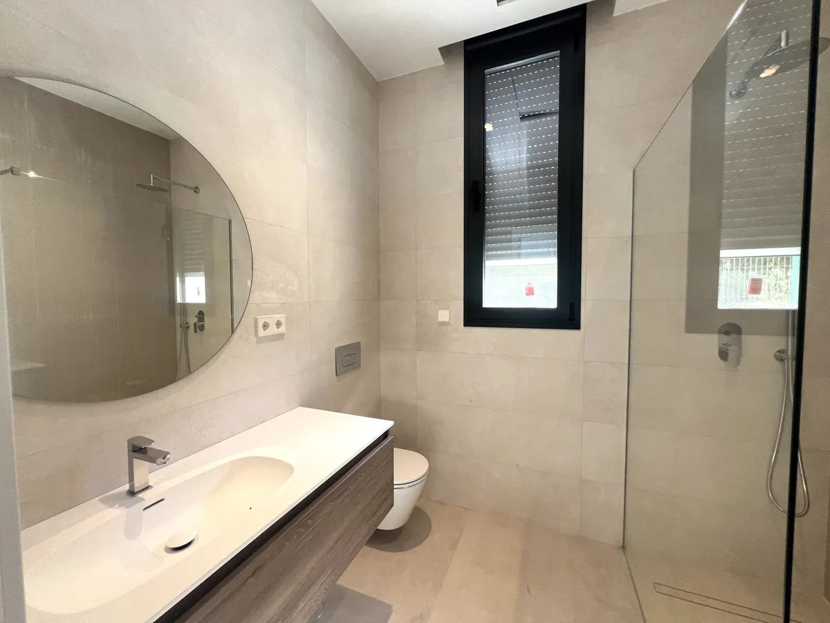 4ee76d1a-79ca-465c-bb27-bf9ea7328377