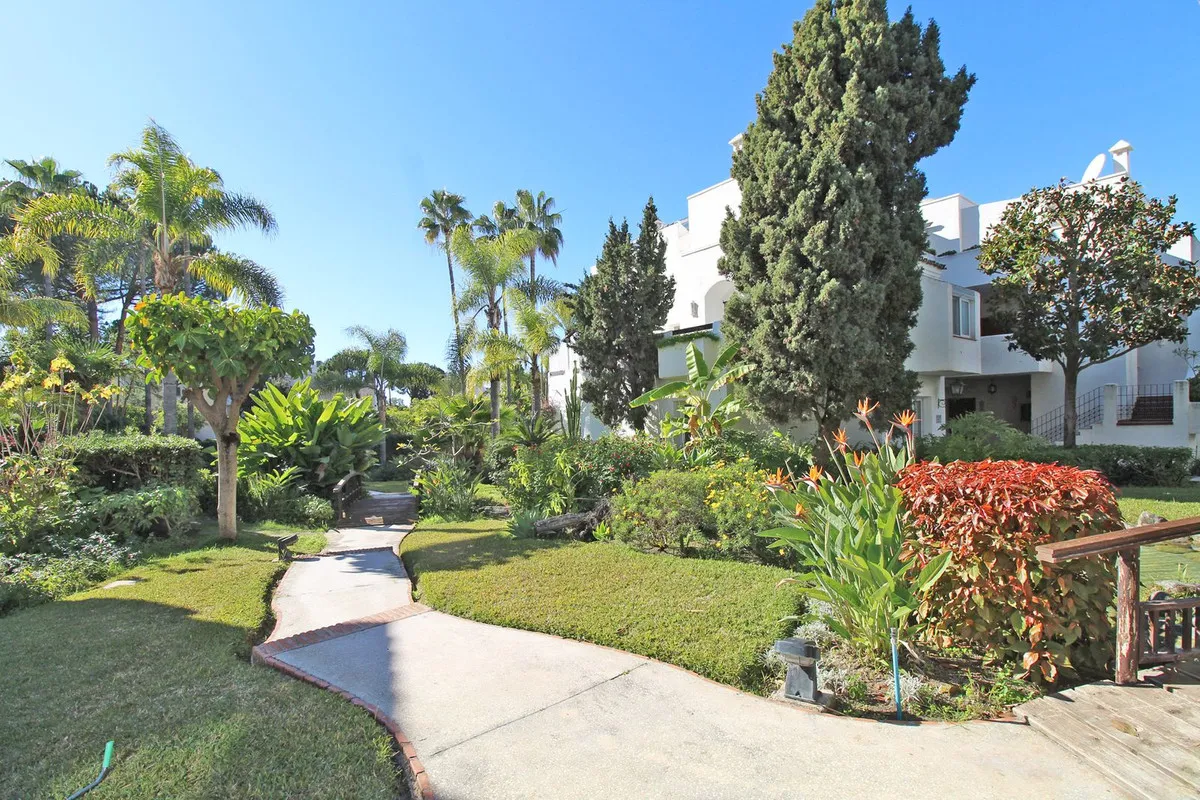 57d4e5bc-2c79-487a-8c75-96e360386bba