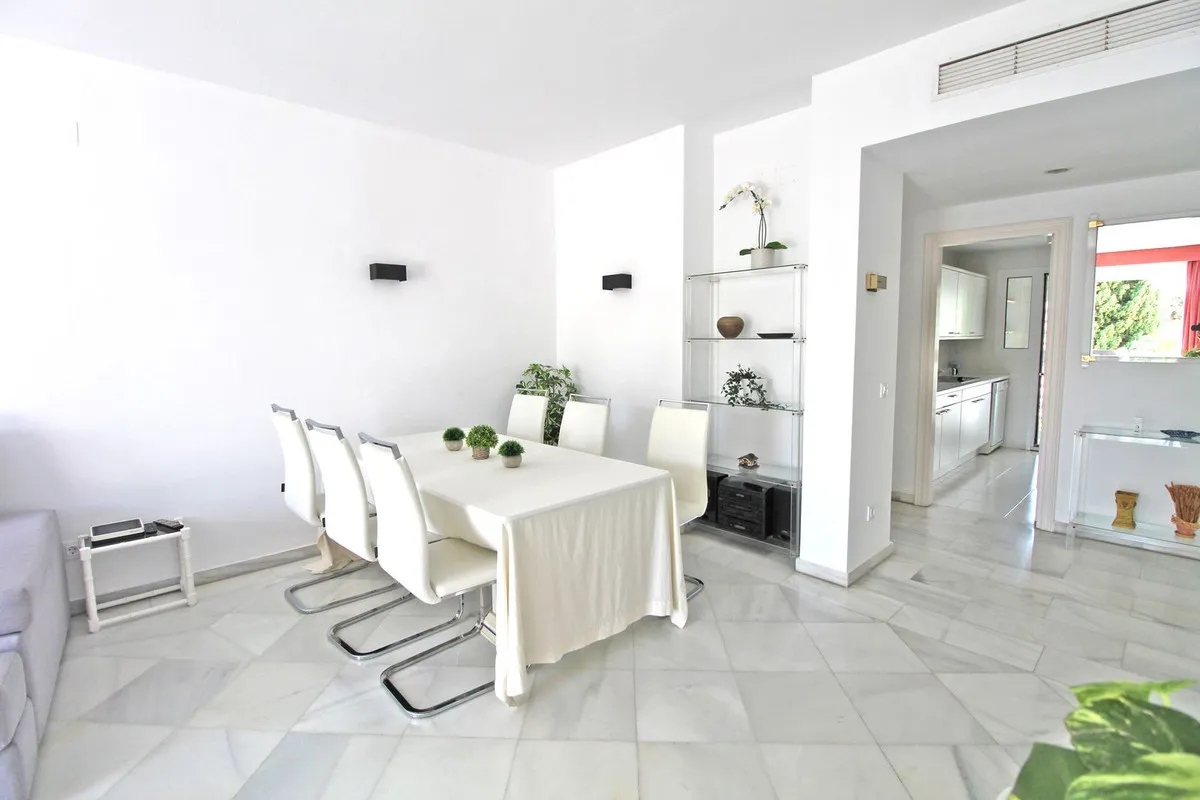 59f98168-5af2-4520-bc23-b97b4f4179fb