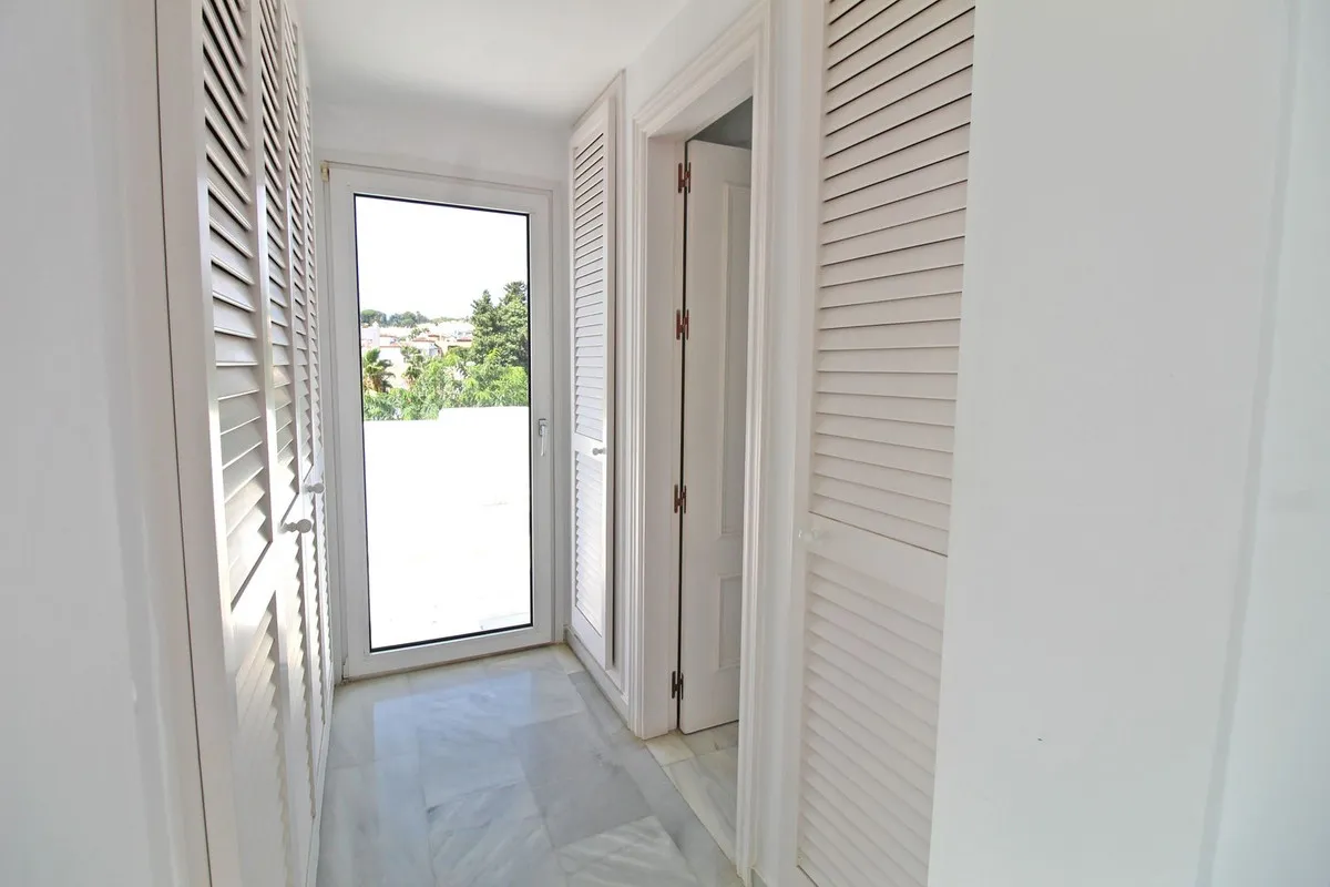 6339c858-4bb7-4fa9-a247-5aea4c666f69