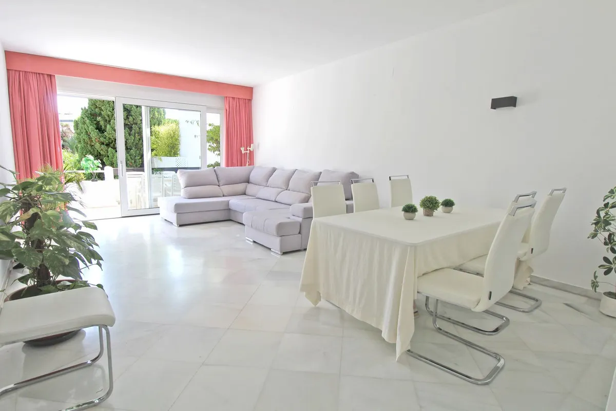 71e9c6eb-954b-408a-8b76-e5d6f3d19c29