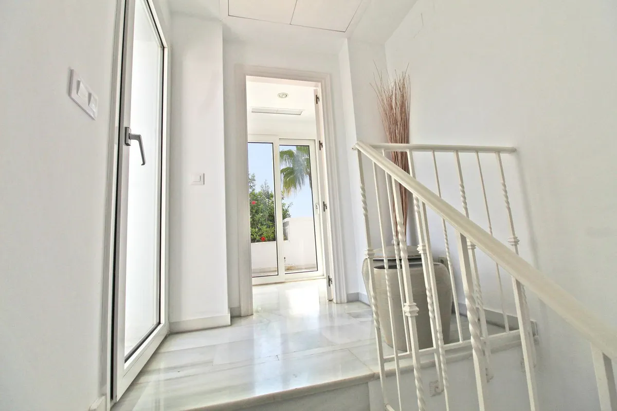 d416b343-70c9-405f-b6ed-d32c6a5b6484