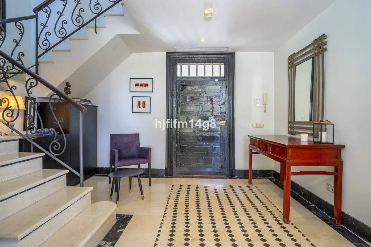 18541c7a-c822-4429-9f4c-8f236d363691