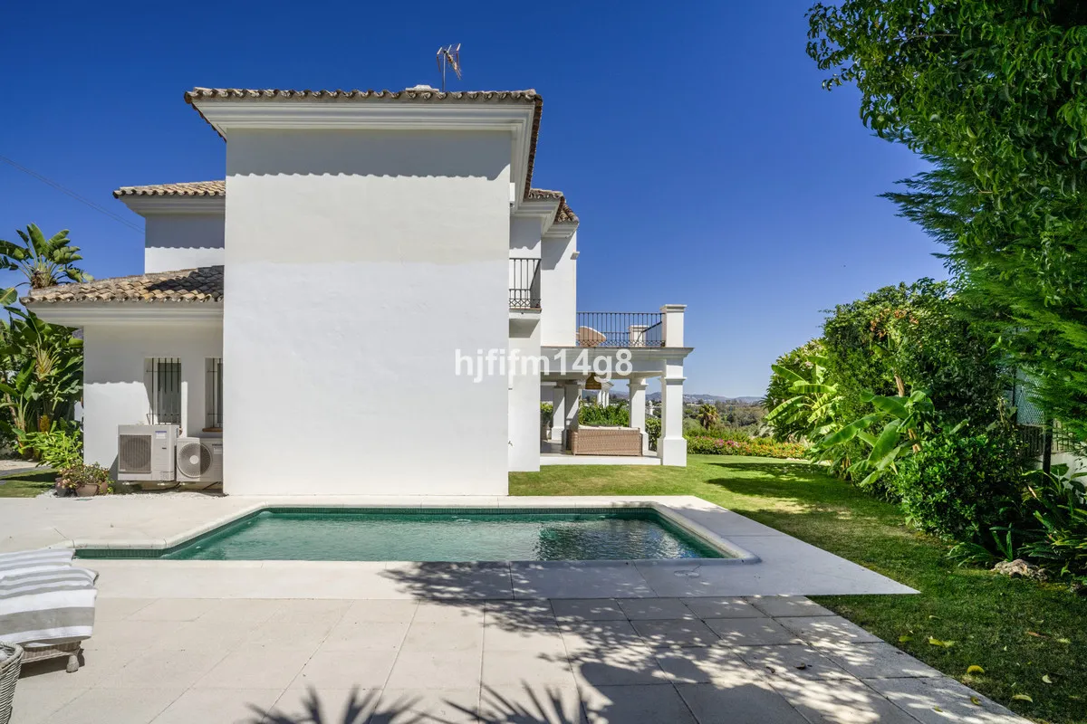 2393a97d-4836-4010-9a99-c7316433cd12