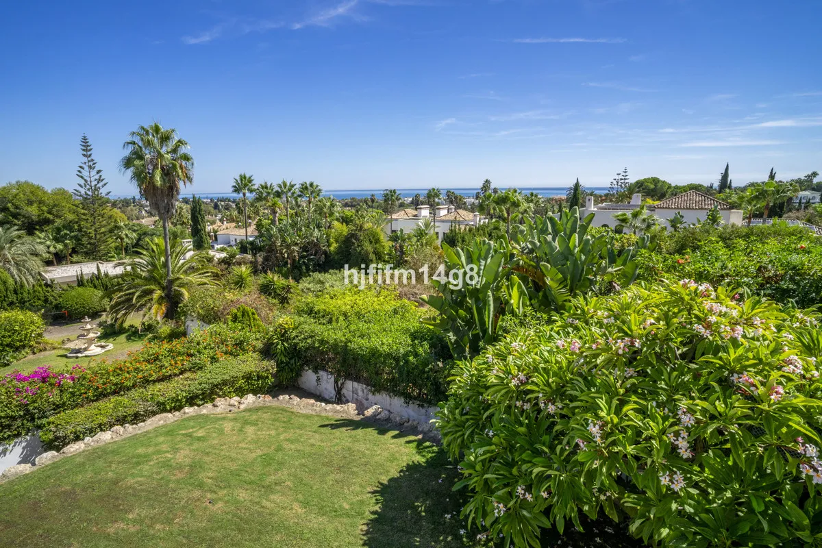 ba51cf48-1b6e-4760-aa81-c23ed8adc30c