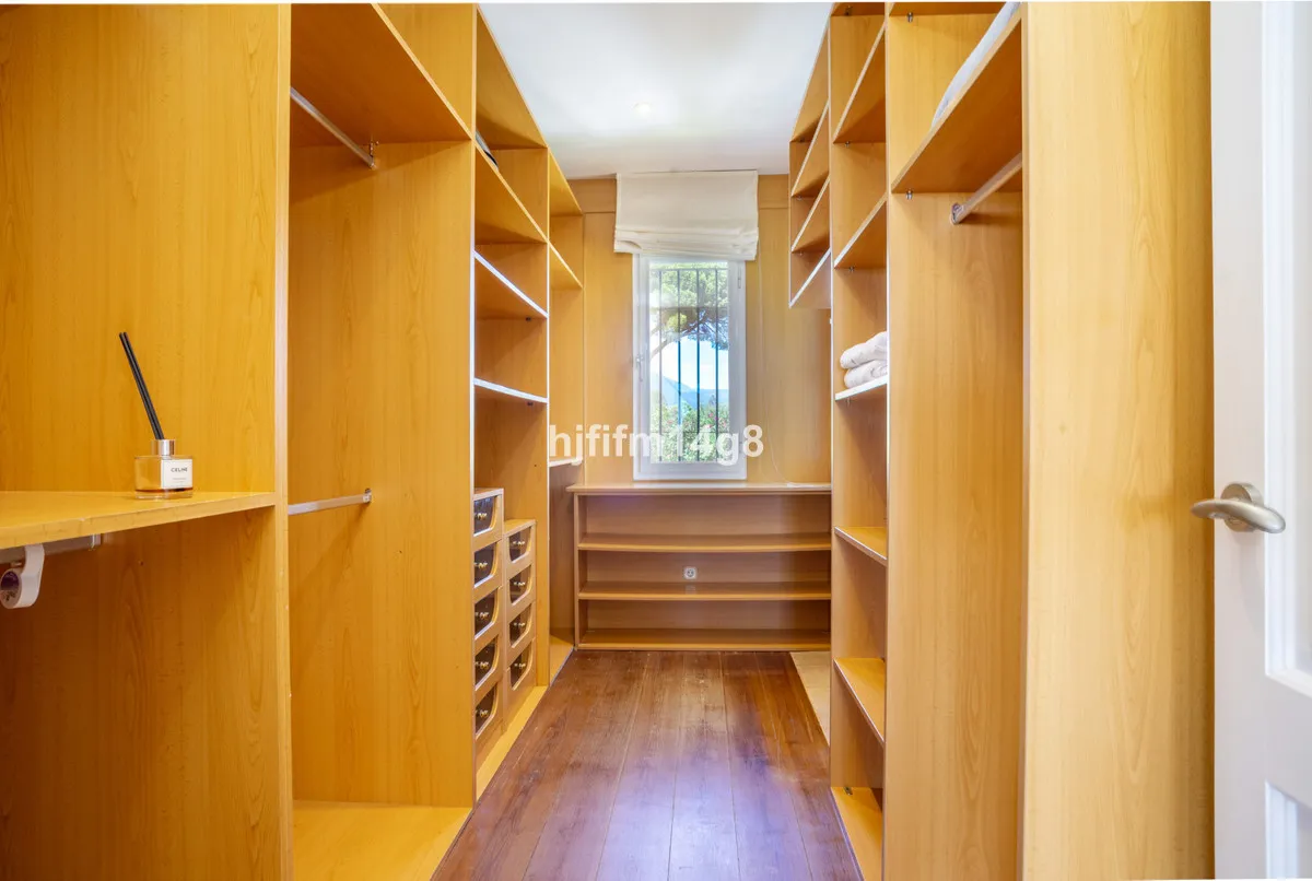 bffaceb3-80fb-4c4e-8acf-04d3edf62e7c