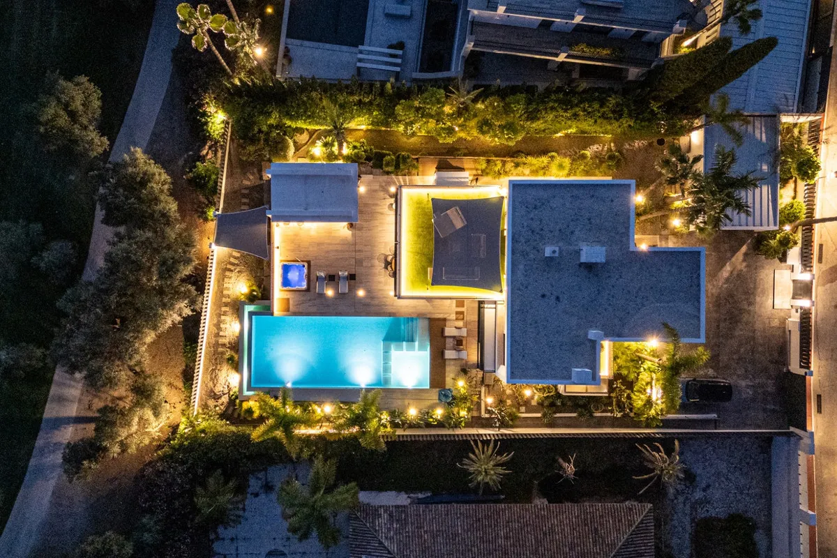 08651dde-90a0-4297-bb47-5a0a13f4079c