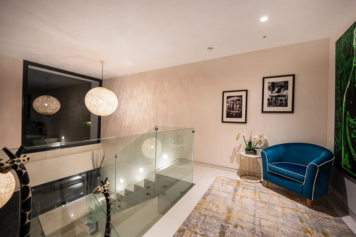 08c49291-ecb8-43c2-b7d5-420f9b044ecf