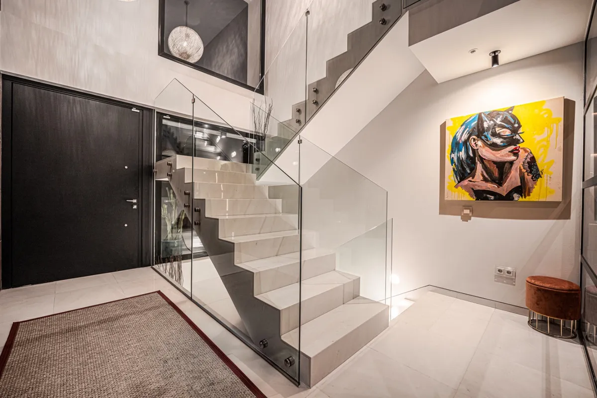 79f47917-59d7-474c-9b51-659ba58578b0