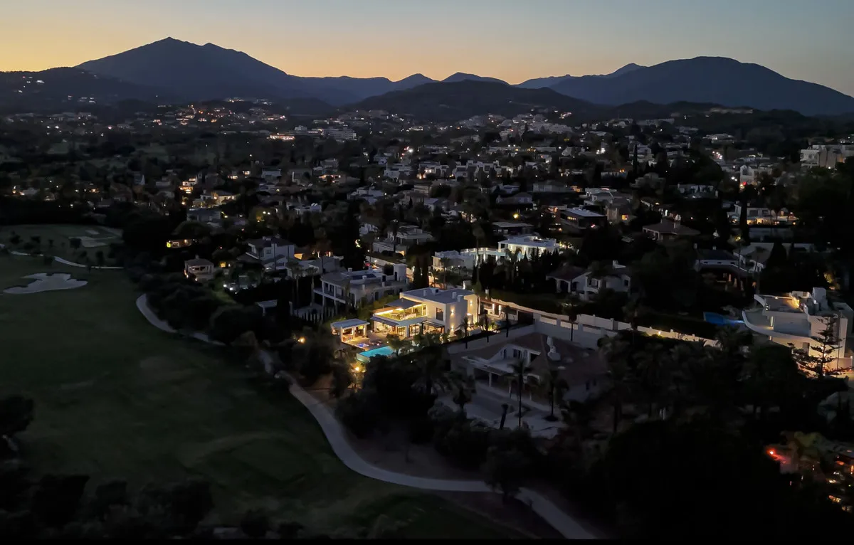 da4ecaff-d597-4f04-967a-cbe0bf821bec