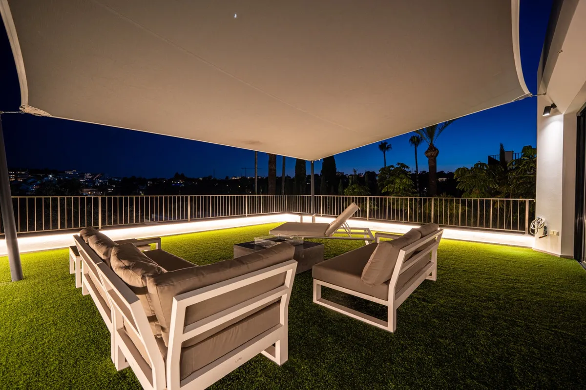 fa402283-ede3-4654-93d5-e1336f45843c