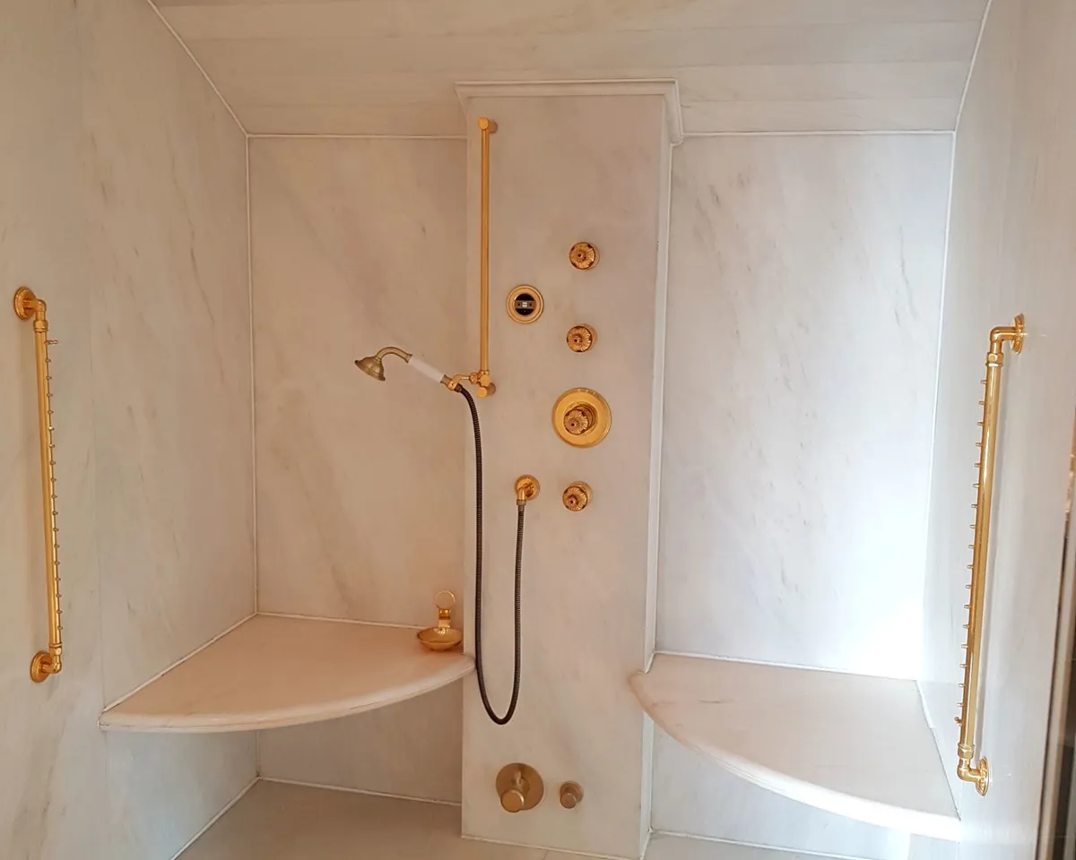 0957c5b3-dab6-4c19-ad73-0afb76c463d1