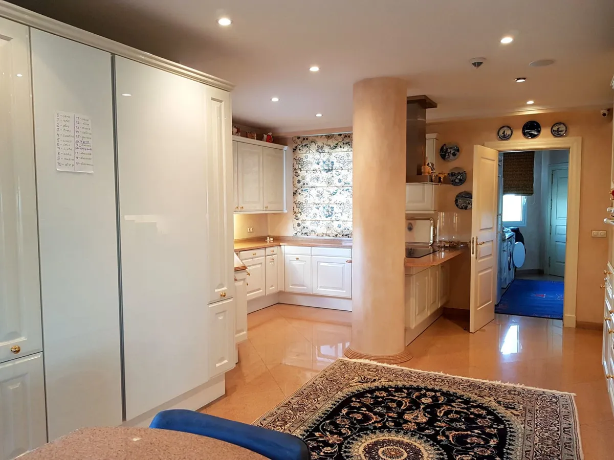 974e85aa-9f95-41e2-a0f4-0907295819a0