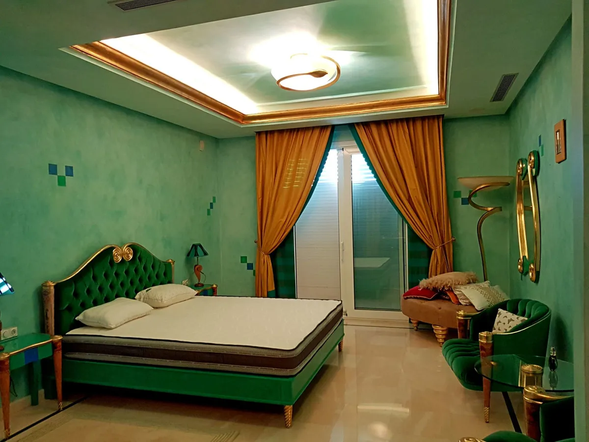 d21330c3-f9b7-4582-8d3c-dc09df6065c8