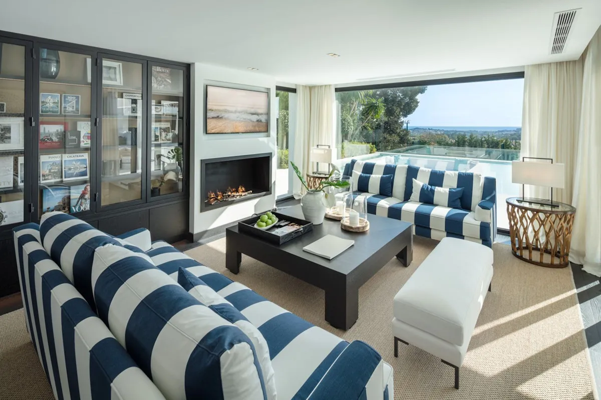 15d92568-b495-4f22-81a4-123a2b29aeee