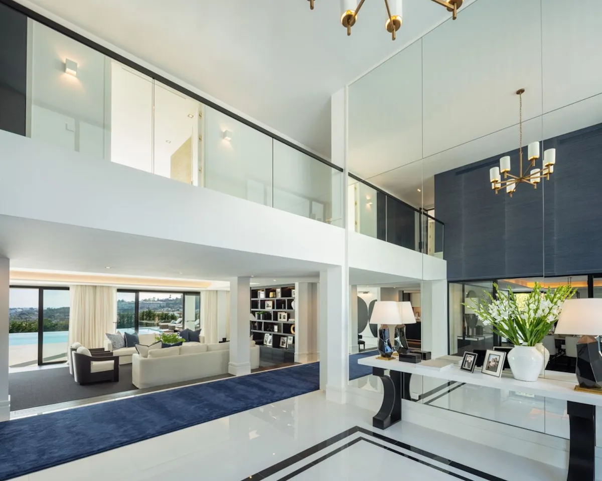 6b8789c0-5b06-4054-a382-92d5e0ada034