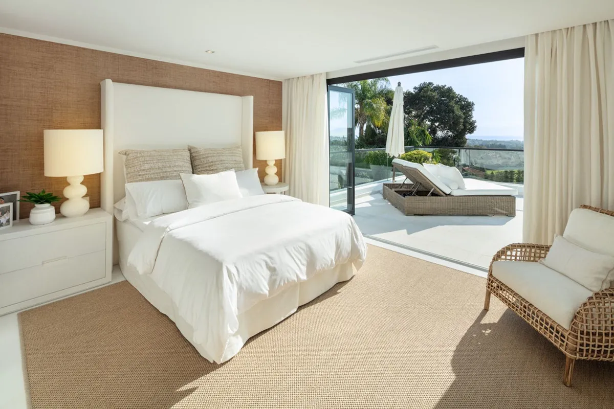 af85898d-965b-4787-8686-e7543ddc86ed