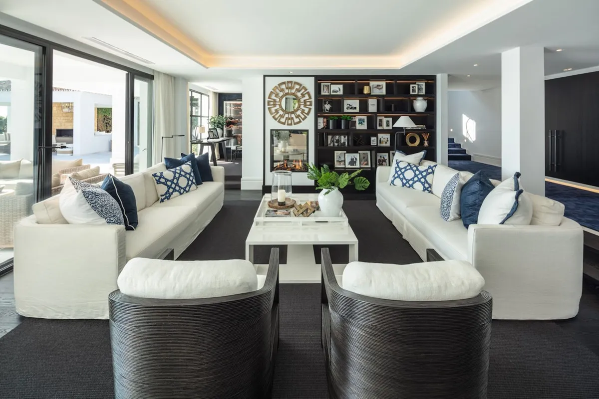 ee6bd6bf-7157-43af-aec4-977a15ce44ad