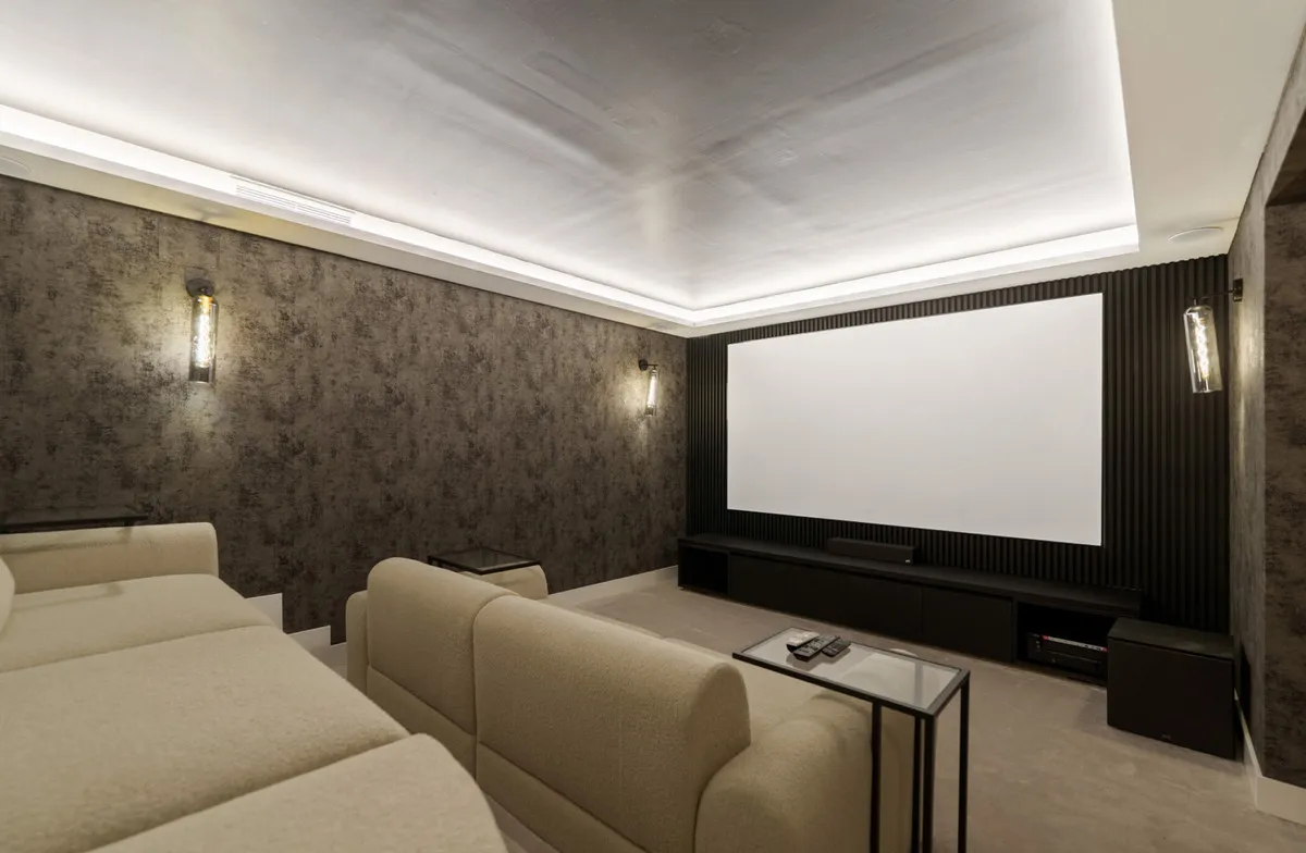 47b11af2-4427-4cef-a96a-dccc5d310f27