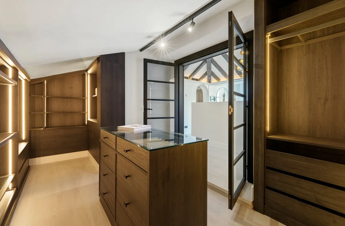 da3cfe71-8d41-4c96-a806-7b7c0199175f