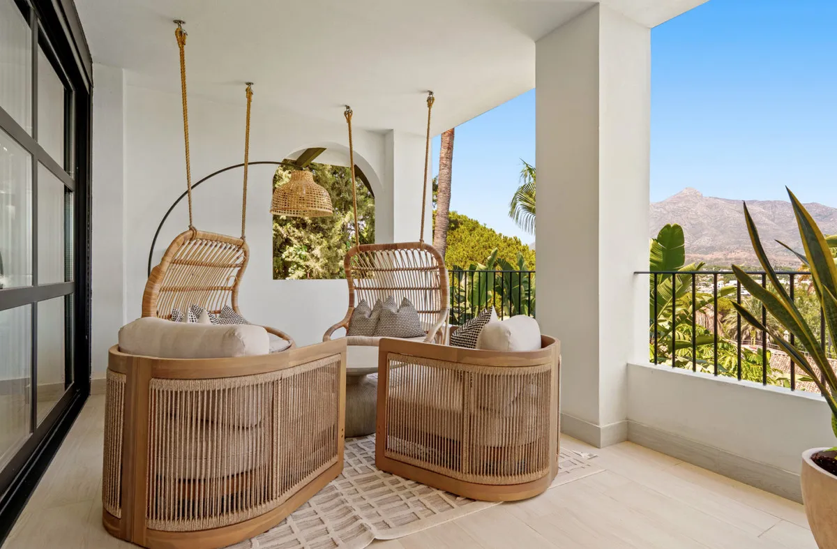 eb96ed34-e7d2-494e-ab51-ef4d3d91aea1