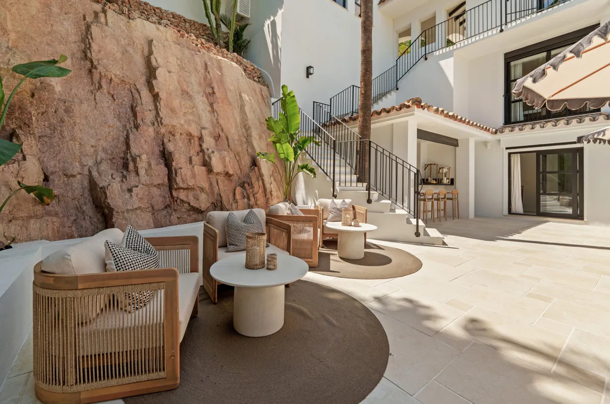 fca0fd5c-26c6-480d-b273-277a8bfdf56c