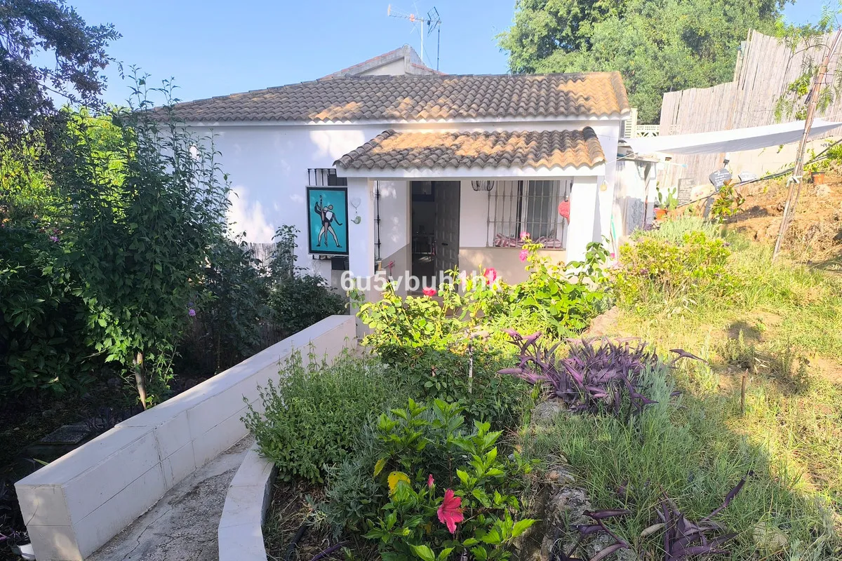 06e59c04-9246-4062-8e04-51e61c55e84b