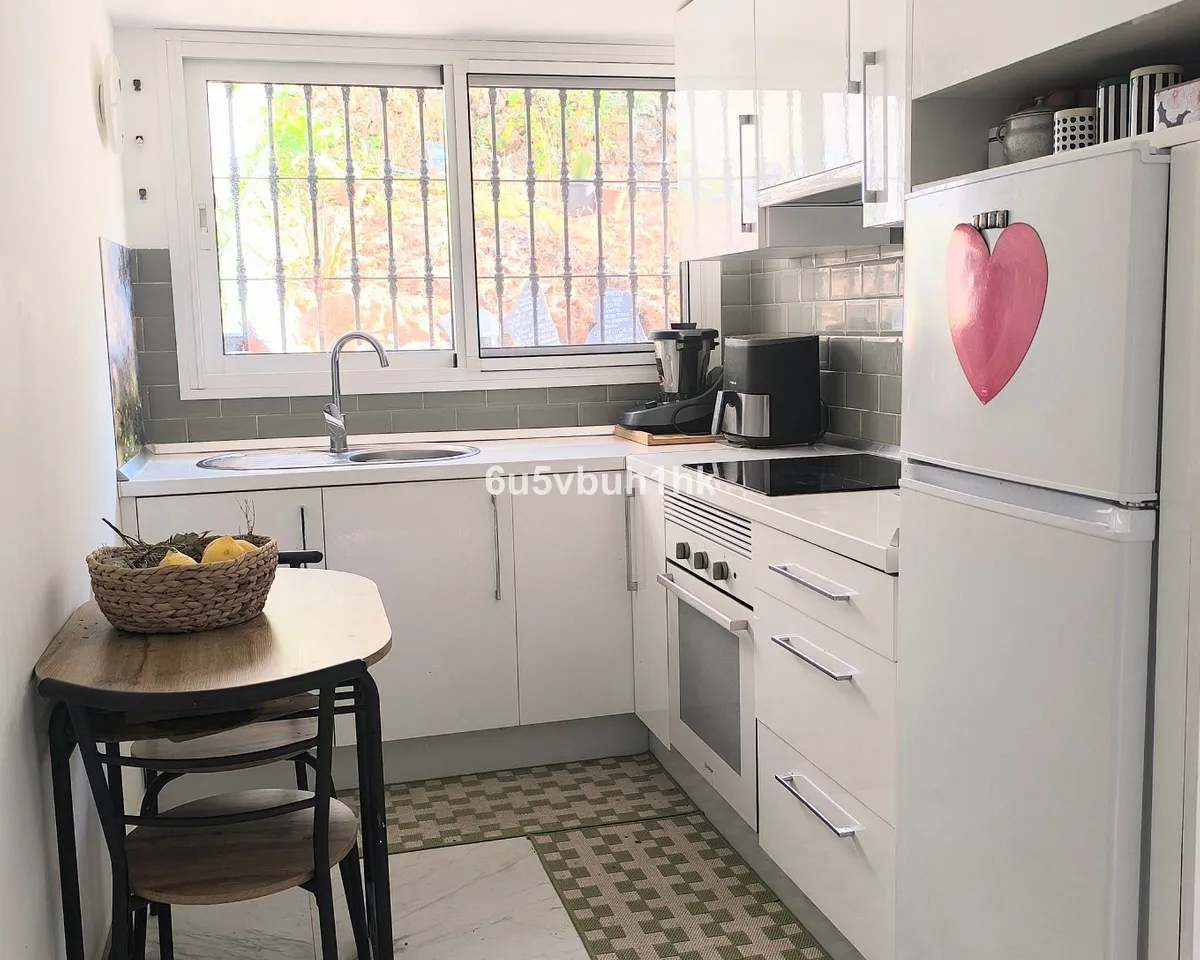 61cb135c-5864-4b19-9dbe-74cab12da6ff