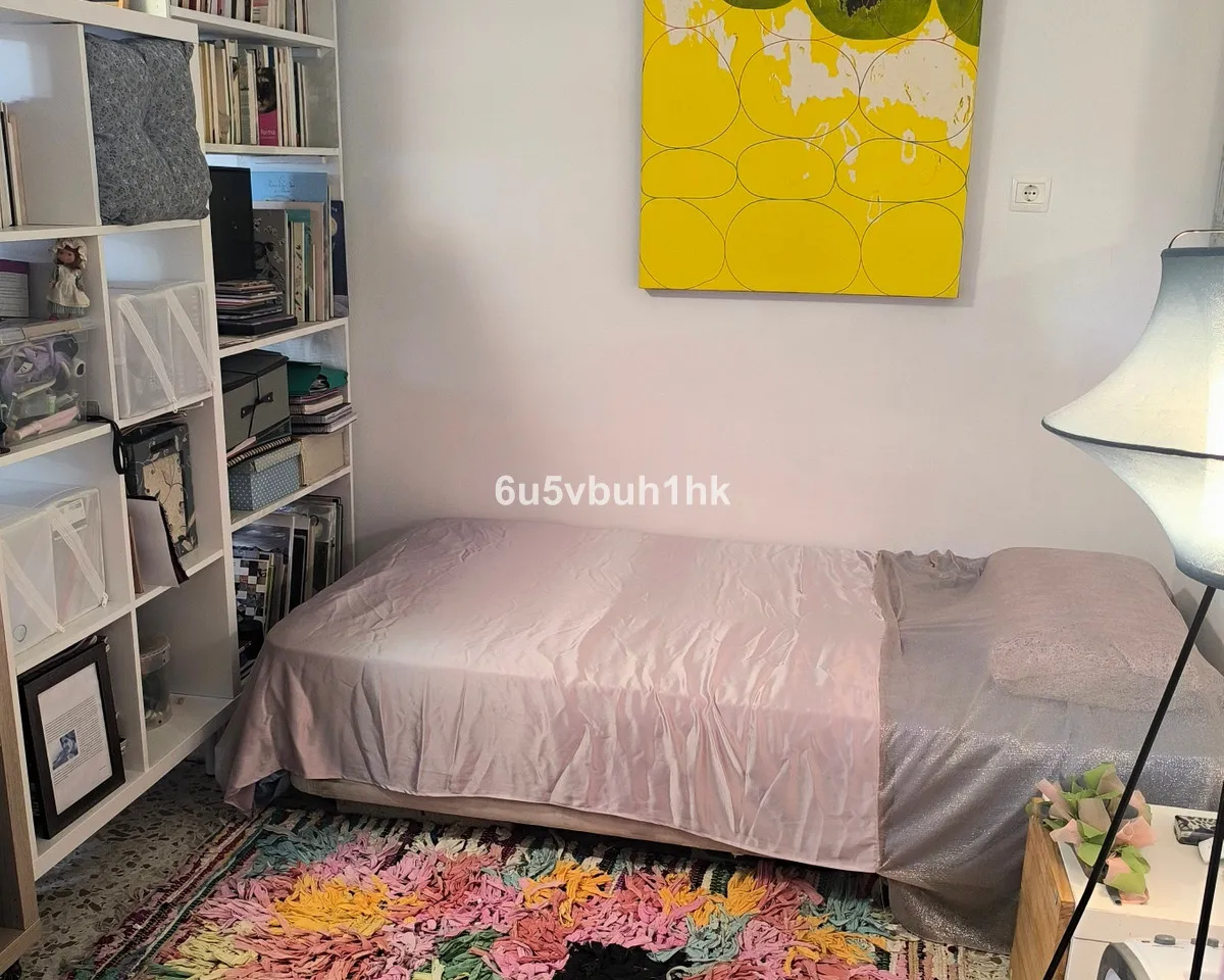 b8f2b93f-c014-4c61-b170-492164f48ce0